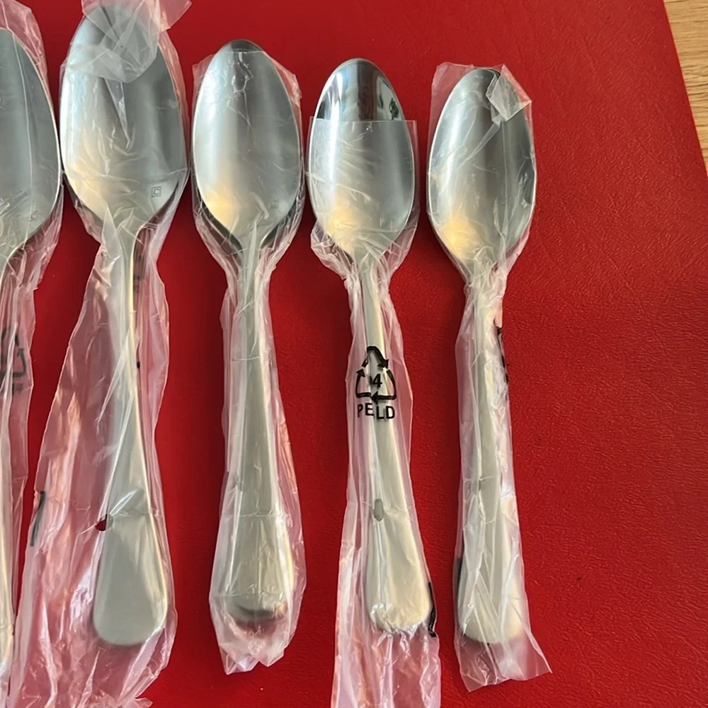 Elegant Silver Cuisinart 12 pieces 4 forks, 4 Tablespoons 4 teaspoons